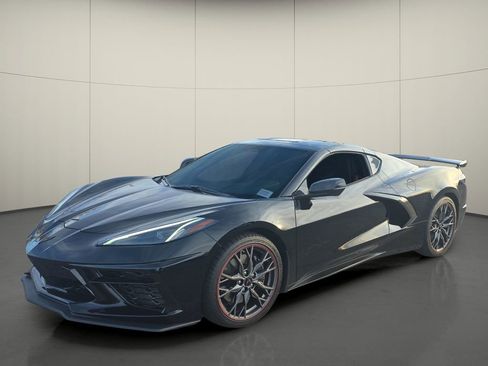 Used 2025 Chevrolet Corvette Stingray Coupe w/ Z51 Performance Package image 4