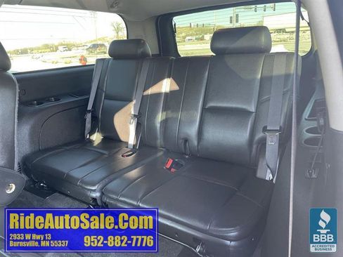 Used 2013 GMC Yukon XL Denali image 13