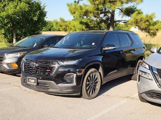 Used 2023 Chevrolet Traverse RS FWD video 1