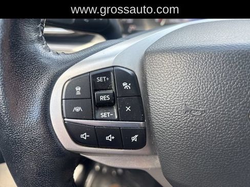 Used 2023 Ford Explorer XLT w/ Equipment Group 202A AWD/4WD image 13