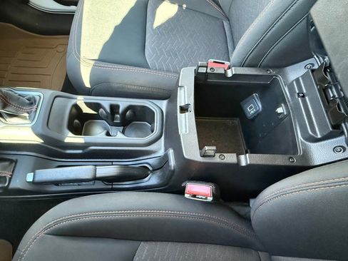 Used 2021 Jeep Gladiator Mojave w/ Cold Weather Group image 22