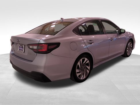 Used 2023 Subaru Legacy Limited image 5