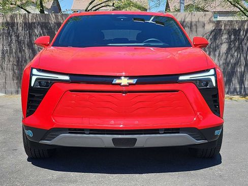 Used 2024 Chevrolet Blazer EV LT AWD/4WD image 4