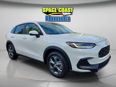 New 2026 Honda HR-V LX image 1
