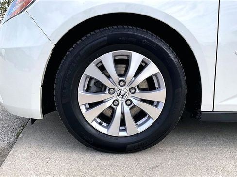 Used 2014 Honda Odyssey EX-L image 10
