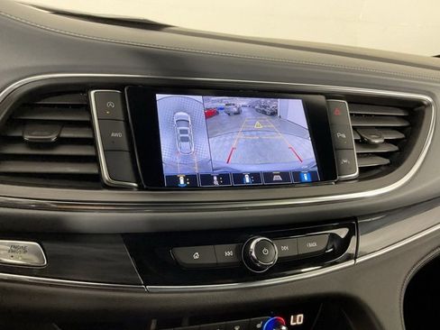 Used 2022 Buick Enclave Premium image 26