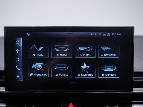 Used 2022 Audi A4 2.0T Premium w/ Convenience Package image 12