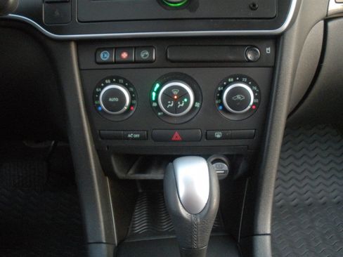 Used 2010 Saab 9-3 X image 36