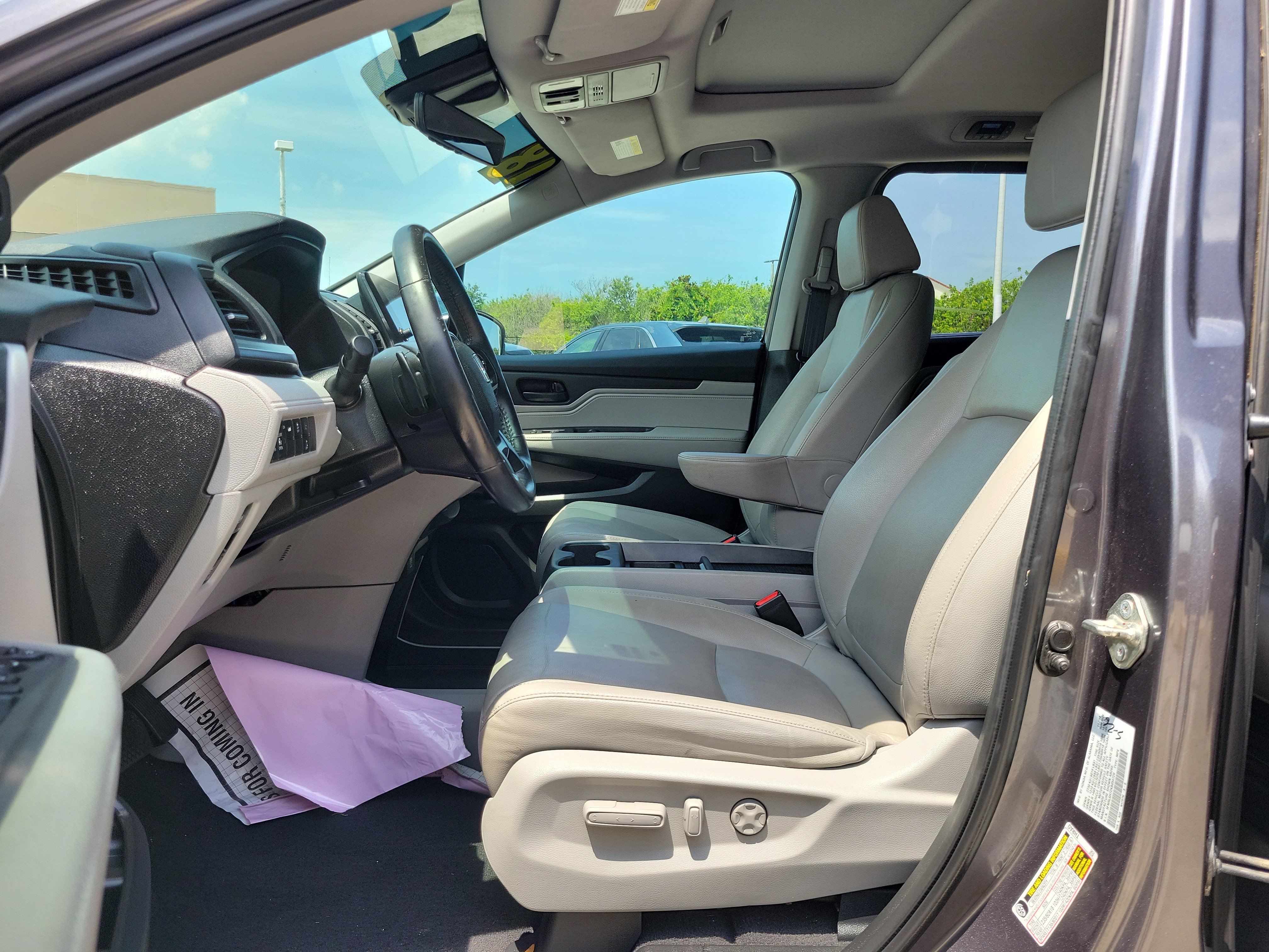 Used 2019 Honda Odyssey EX-L image 12