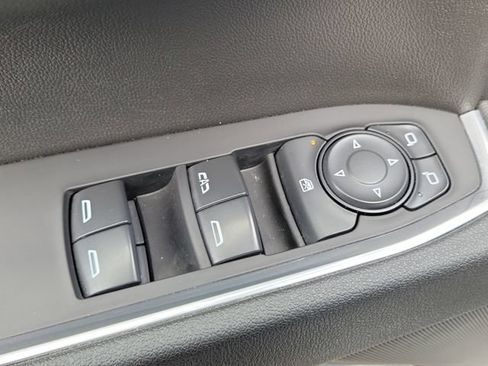 Certified 2025 Chevrolet Silverado 1500 LT RWD image 21