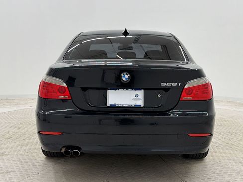 Used 2009 BMW 528i xDrive Sedan AWD/4WD image 10