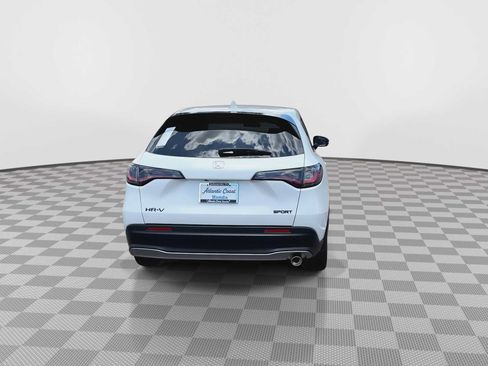 New 2027 Honda HR-V Sport image 7