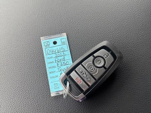Used 2023 Ford F250 Lariat w/ Lariat Ultimate Package AWD/4WD image 44