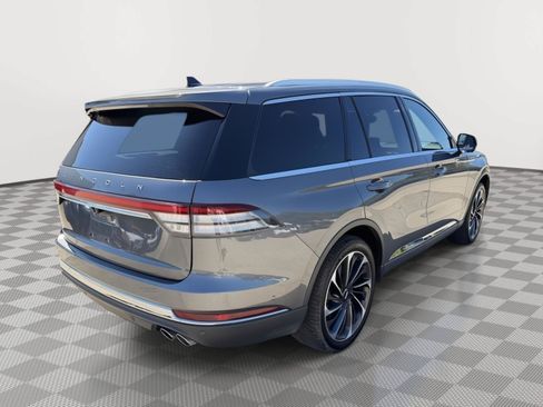 Used 2022 Lincoln Aviator Reserve w/ Equipment Group 201A AWD/4WD image 9