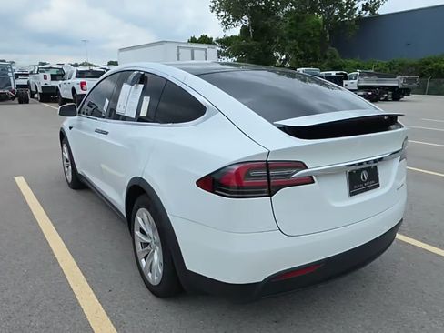 Used 2020 Tesla Model X Long Range AWD/4WD image 3
