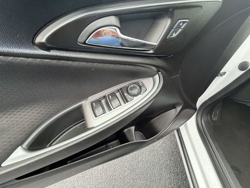 Used 2024 Chevrolet Malibu LT w/ Sport Edition image 19