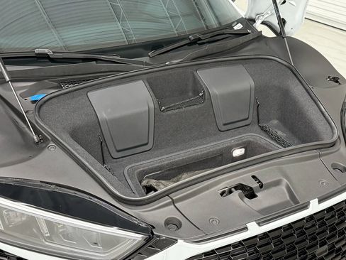 Used 2022 Audi R8 V10 performance image 38