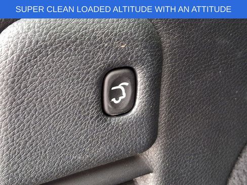 Used 2020 Jeep Grand Cherokee High Altitude AWD/4WD image 31