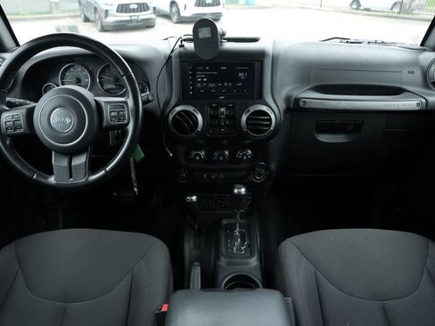Used 2016 Jeep Wrangler Unlimited Sport w/ Quick Order Package 24S AWD/4WD image 7