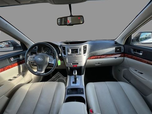 Used 2012 Subaru Legacy 2.5i Limited image 9