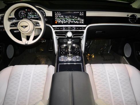 New 2026 Bentley Flying Spur Plug-In Hybrid image 4