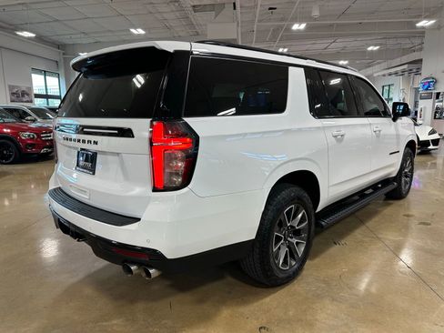 Used 2024 Chevrolet Suburban Z71 w/ Z71 Off-Road Package image 8