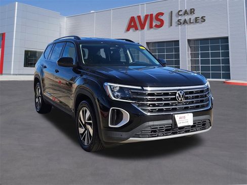 Used 2025 Volkswagen Atlas SE image 9