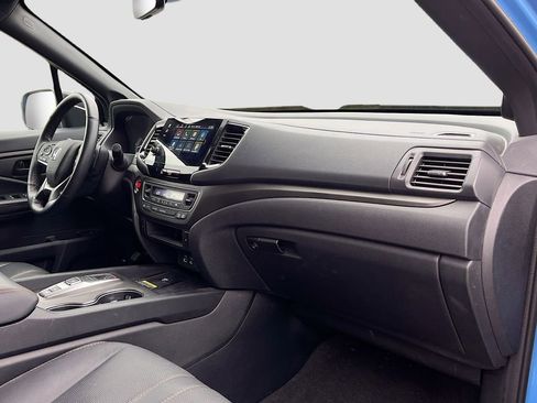 Used 2024 Honda Passport TrailSport image 28