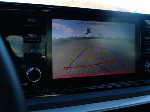 Used 2021 Kia K5 LXS image 26