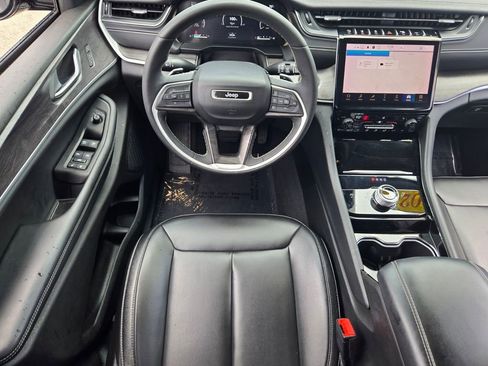 Used 2023 Jeep Grand Cherokee L Limited w/ Black Appearance Package RWD image 14