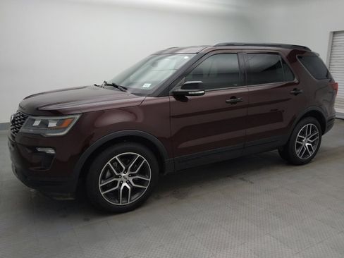 Used 2018 Ford Explorer Sport AWD/4WD image 2