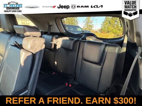 Used 2018 Toyota Highlander XLE image 32