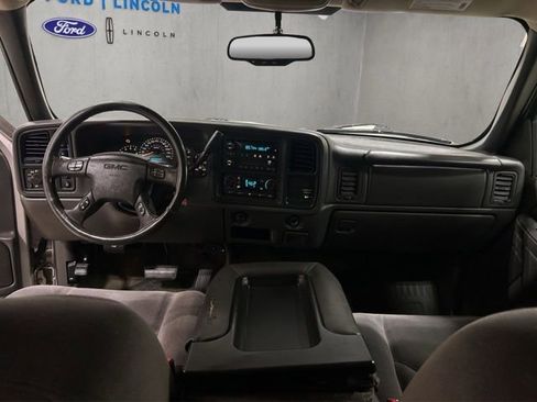 Used 2004 GMC Sierra 1500 SLE w/ Light Duty Power Package AWD/4WD image 2