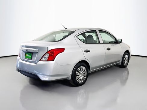 Used 2018 Nissan Versa S image 10