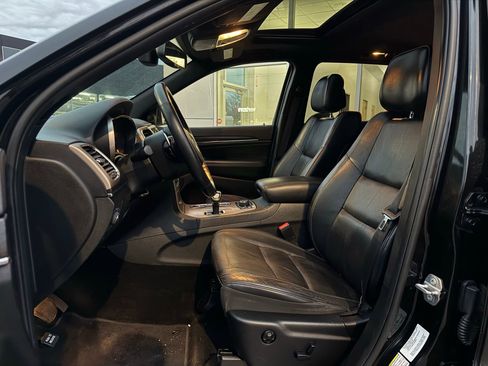 Used 2015 Jeep Grand Cherokee Limited image 38