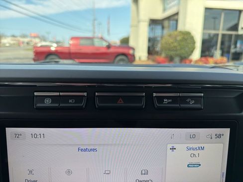 Used 2023 Ford F350 Lariat w/ FX4 Off-Road Package AWD/4WD image 39