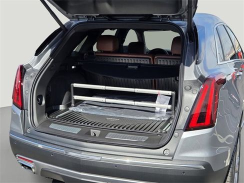 New 2026 Cadillac XT5 Premium Luxury w/ Driver Assist Package image 17