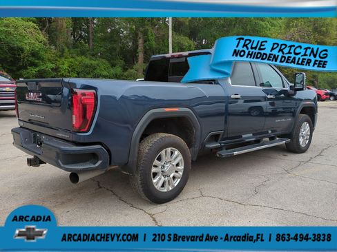 Used 2020 GMC Sierra 2500 Denali w/ Denali Ultimate Package AWD/4WD image 4