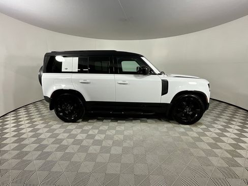 Certified 2024 Land Rover Defender 110 X-Dynamic SE image 5