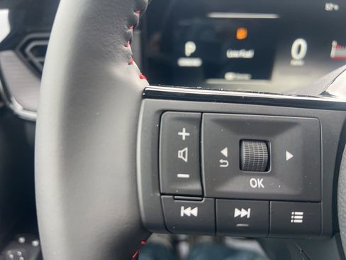 New 2026 Nissan Kicks SR w/ Cold Weather Package image 43