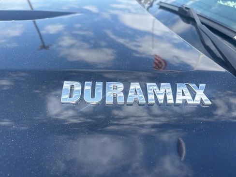 Used 2022 Chevrolet Silverado 1500 LTZ image 12