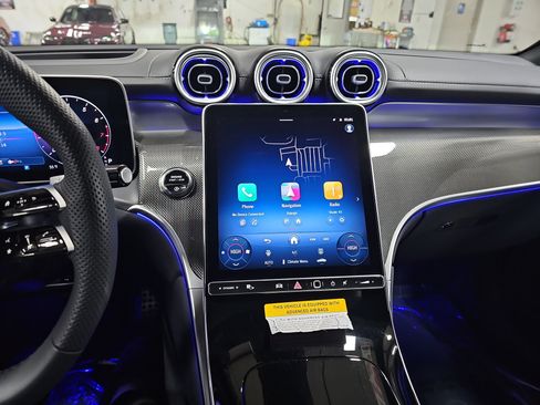 Certified 2025 Mercedes-Benz GLC 300 GLC 300 image 21