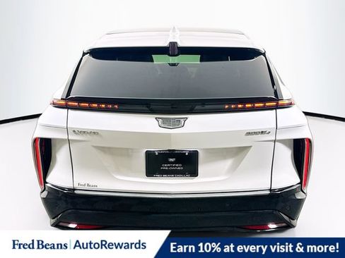 Certified 2024 Cadillac Lyriq Luxury w/ LPO, Floor Liner Package AWD/4WD image 7