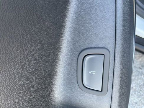 New 2026 Buick Enclave Sport Touring w/ Power Package image 11