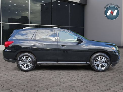 Used 2020 Nissan Pathfinder SV AWD/4WD image 6