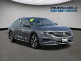 Used 2021 Volkswagen Passat 2.0T SE w/ Luggage Net & Mats Package image 2