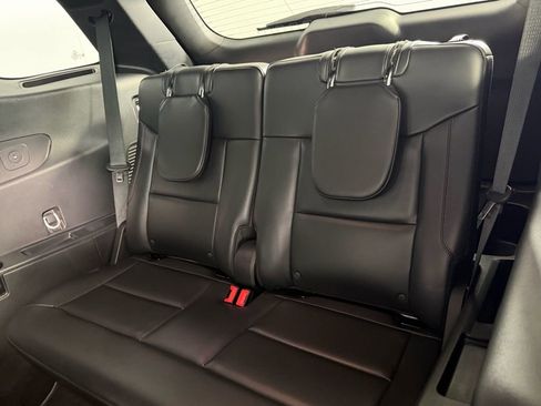 Used 2025 Ford Explorer ST-Line image 30