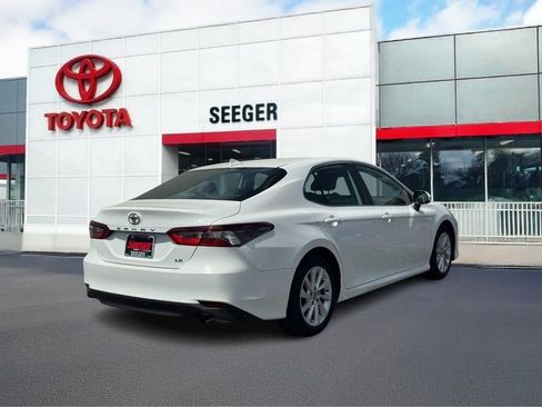 Used 2023 Toyota Camry LE w/ Convenience Package image 3