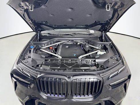 New 2026 BMW X7 xDrive40i w/ M Sport Package image 32