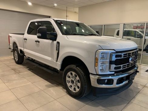 Used 2024 Ford F250 XLT image 6
